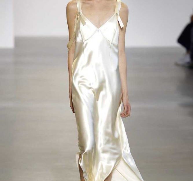 SLIP-DRESS-CALVIN-KLEIN